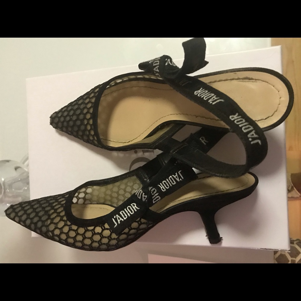 Authentic j’adior resille &ribbo slingbacks